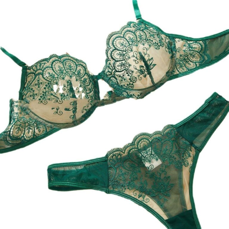 New European And American Foreign Trade Cross-border Sexy Lingerie Women's Three-dimensional Eyelash Embroidery Sexy Lace Mesh Underwear Suit - Image 3