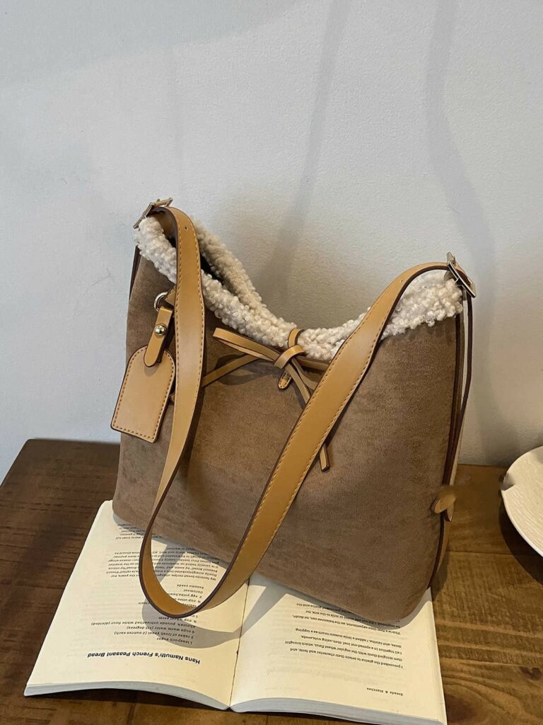 Commuter Retro Large Capacity Suede Bag - Image 2