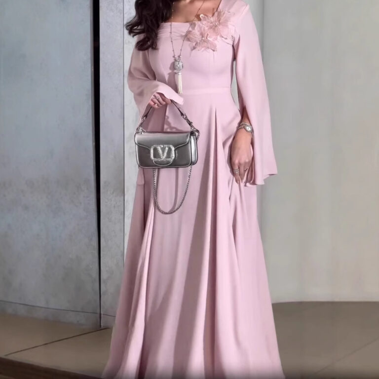 Flower Solid Color Waist Tight Slim Temperament Dress