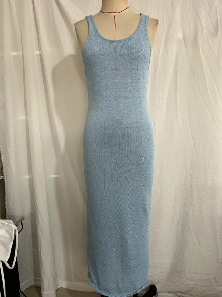 Sexy U Collar Slimming Slim-fit Sequined Sheath Sleeveless Dress - Image 8