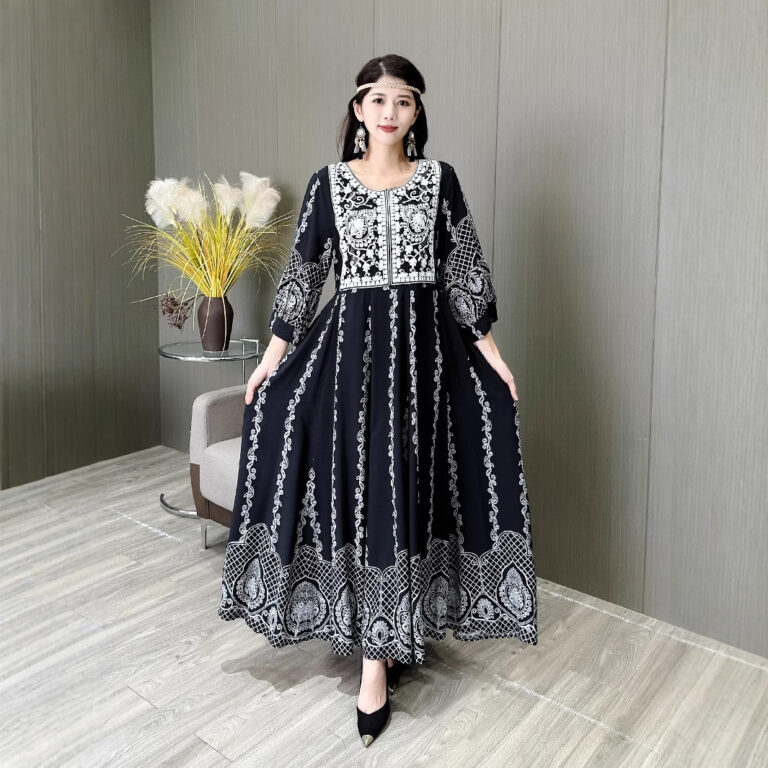 Ethnic Style Embroidered Large Swing Bohemian Style Dress Women - Image 4