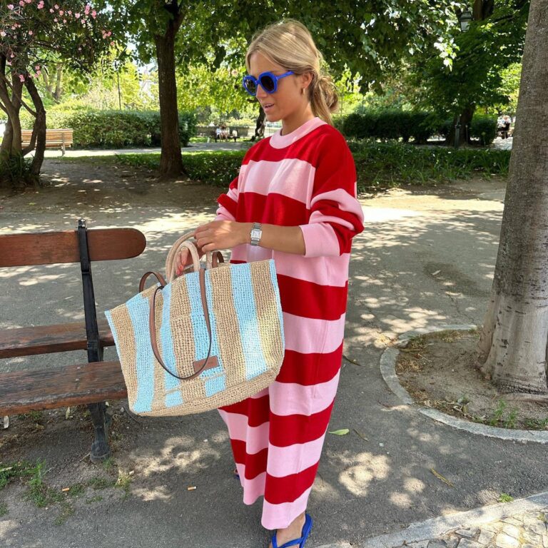 Women's Fashion Graceful Personality Knitted Dress - Image 3