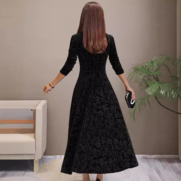 Women's High-grade Dress Velvet Mid-length Dress - Image 3