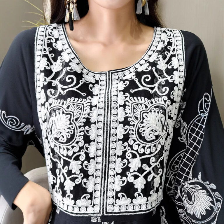 Ethnic Style Embroidered Large Swing Bohemian Style Dress Women - Image 3