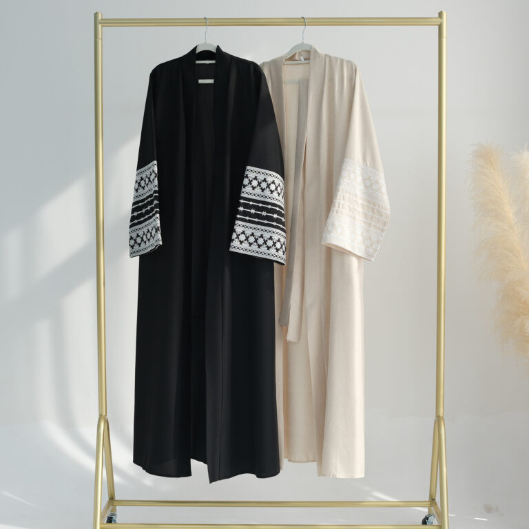 Dubai Middle East Turkey Dubai Embroidered Elegant Cardigan Robe - Image 3