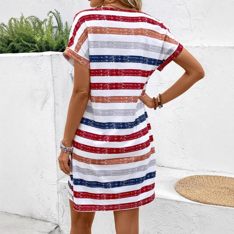 Color Striped Button V-neck Dress - Image 4