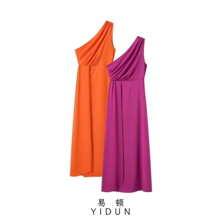 Summer New One-shoulder Knitted Dress - Image 3