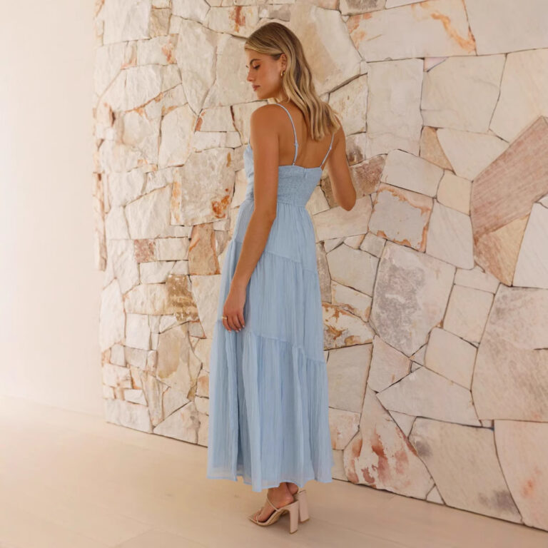 Women's Sleeveless Splicing Sling Long Backless Dress - Image 4