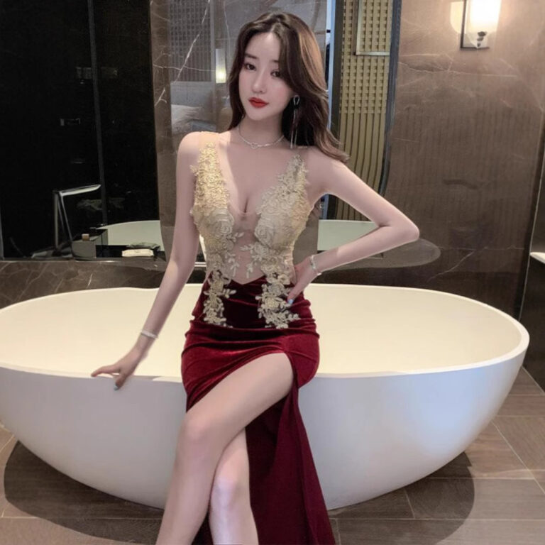 Banquet High Waist Fishtail Host Dress - Image 2