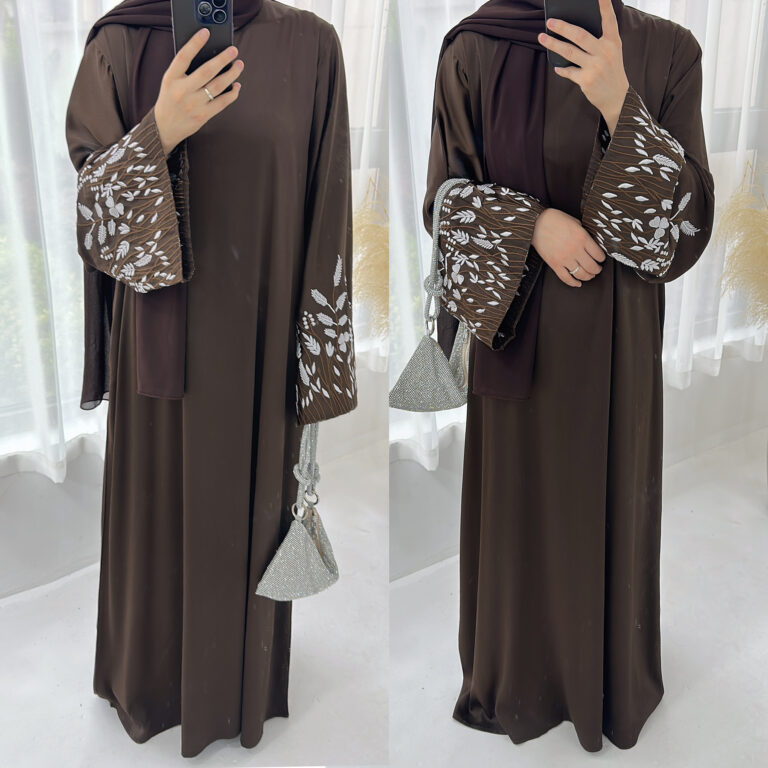 Women's Casual Embroidered Leaves Elegant Dress Robe - Image 2
