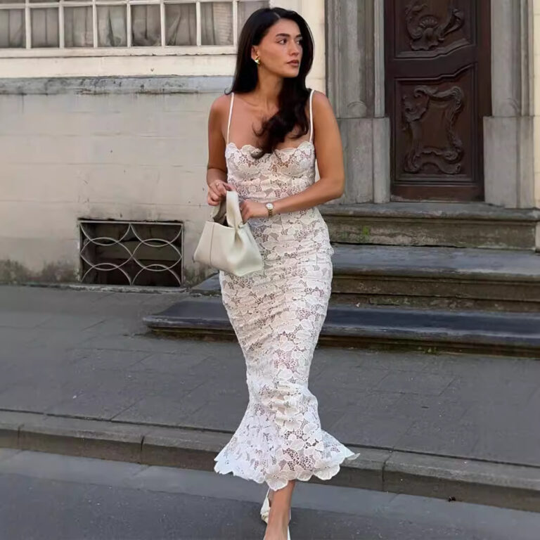 Sexy Lace Temperament Hip Spaghetti Straps Dress Sexy Backless Slit Long Dress - Image 3