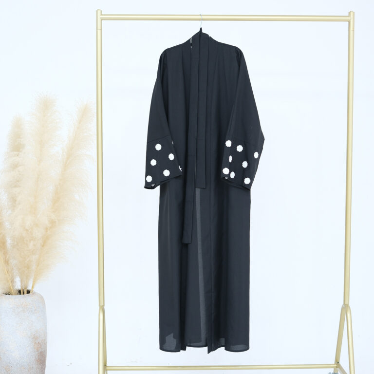 Women's Fashion Cloud Embroidered Elegant Cardigan Robe - Image 7