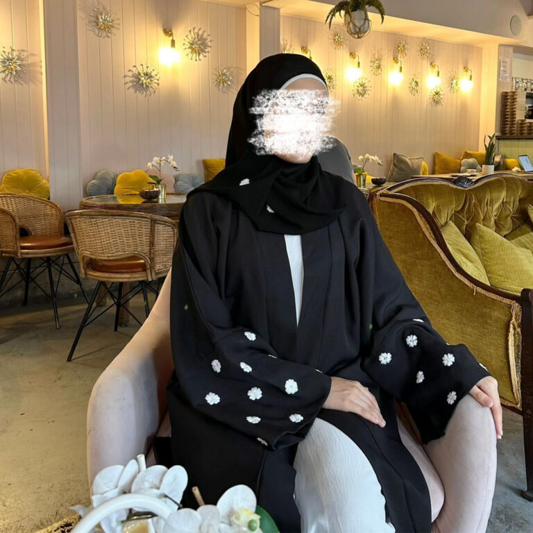 Women's Fashion Cloud Embroidered Elegant Cardigan Robe