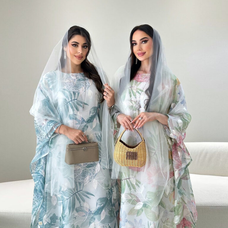 Elegant Robe Pullover Middle East Clothing - Image 4