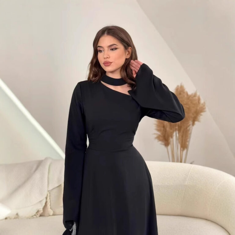 Solid Color Long Sleeve Slim Fit Dress - Image 5