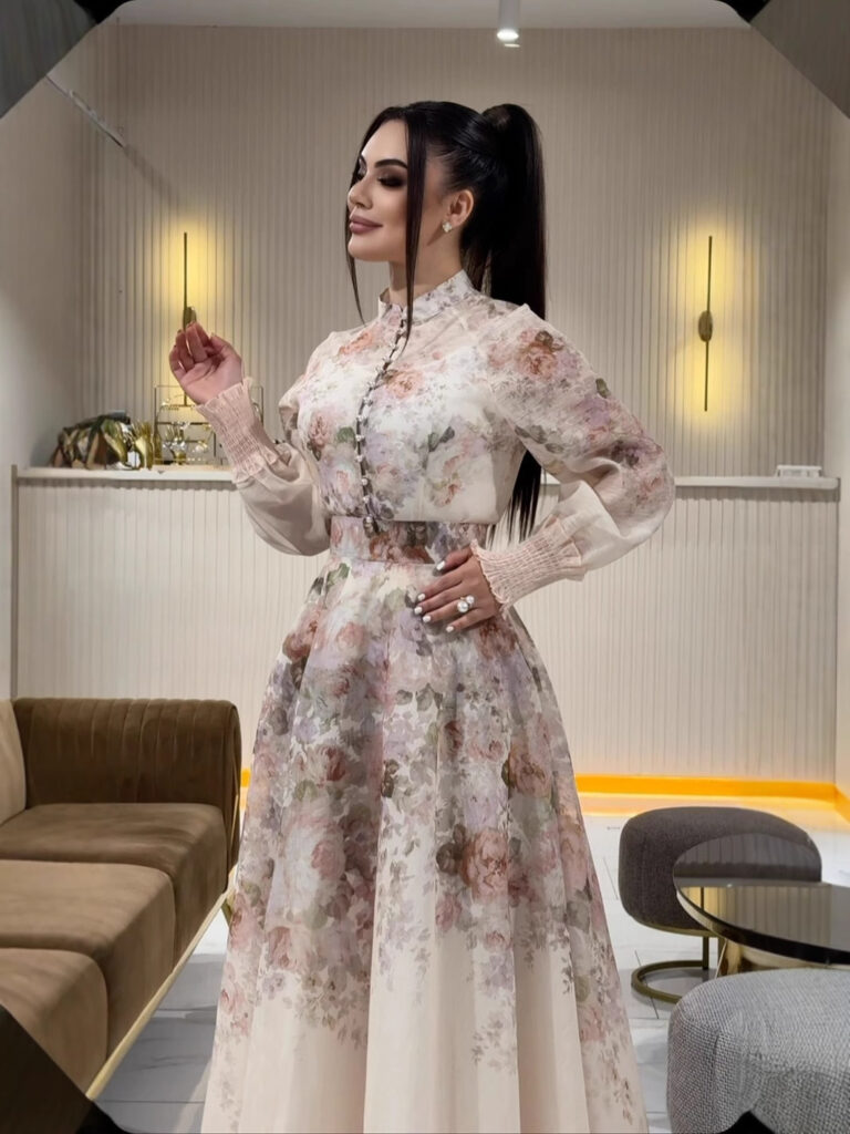 Women's Fashion Flower Stand Collar Dress - Image 3